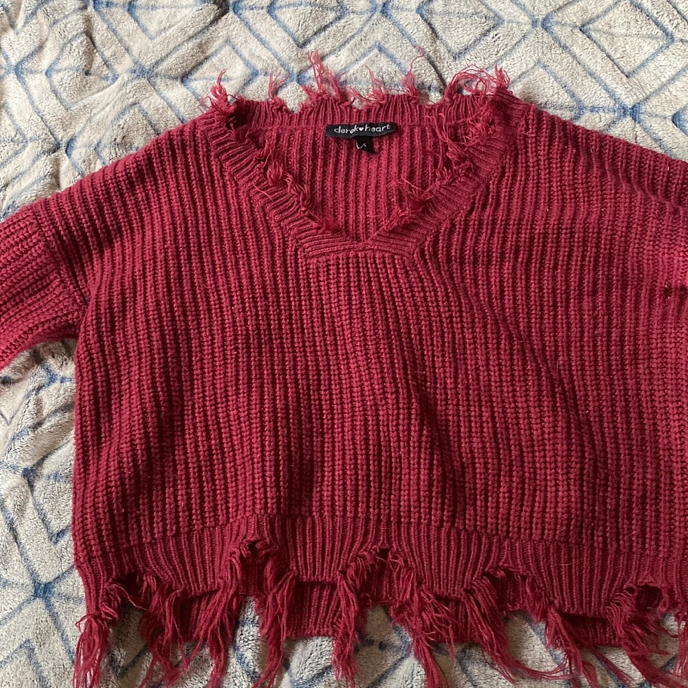 Derek heart sweater maroon small